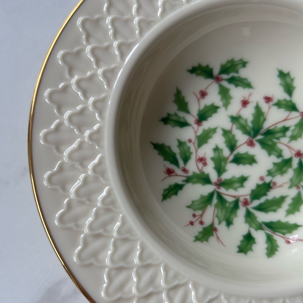 Vintage Lenox Jacquard Holiday Holly Berry Fruit/Dessert Bowl - Picture 9 of 16
